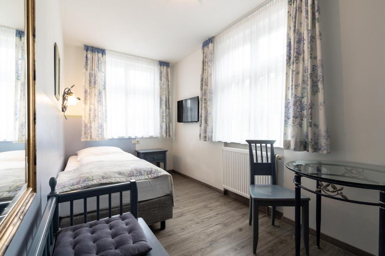 Hotel Gasthof Roessle Weingarten  Dış mekan fotoğraf