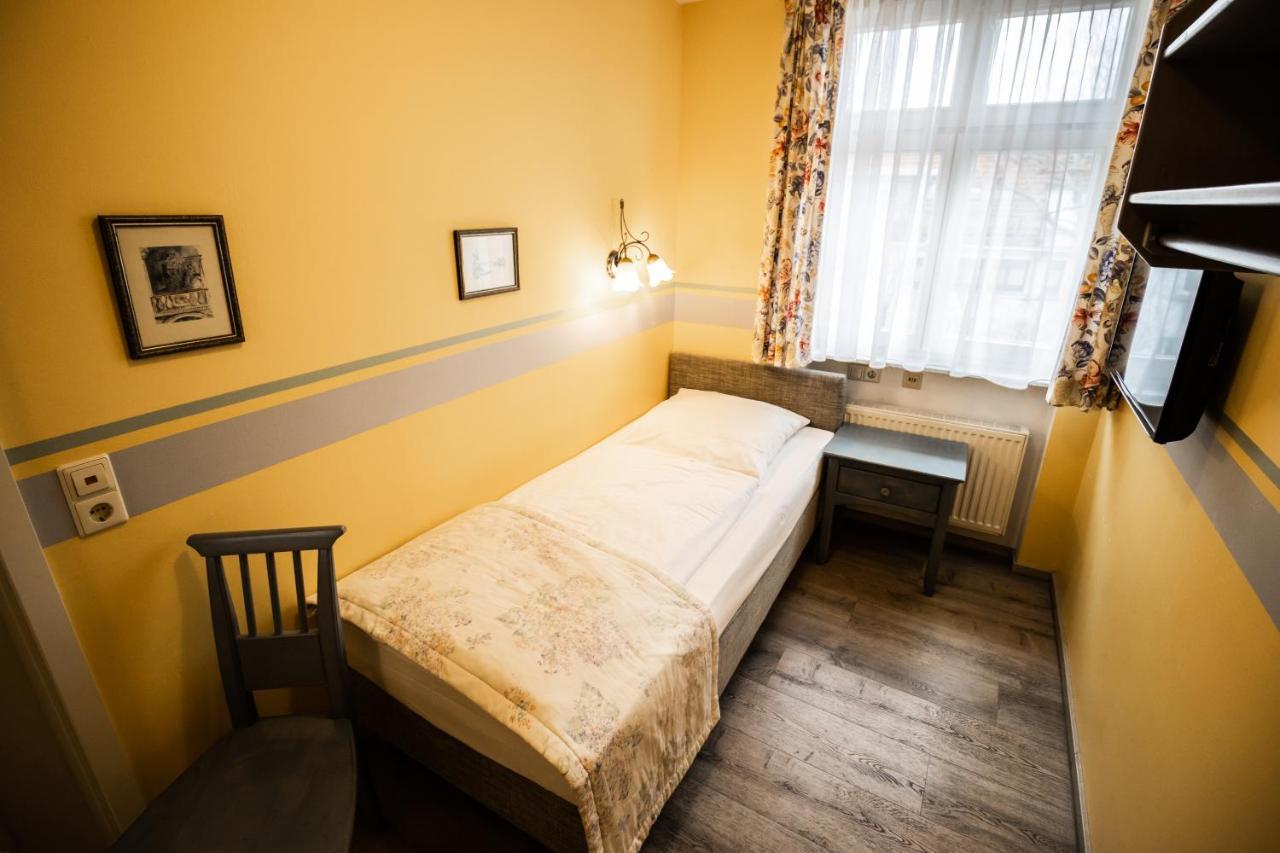 Hotel Gasthof Roessle Weingarten  Dış mekan fotoğraf